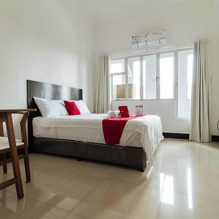Reddoorz Plus At Banawe Quezon City Cidade Quezon Exterior foto